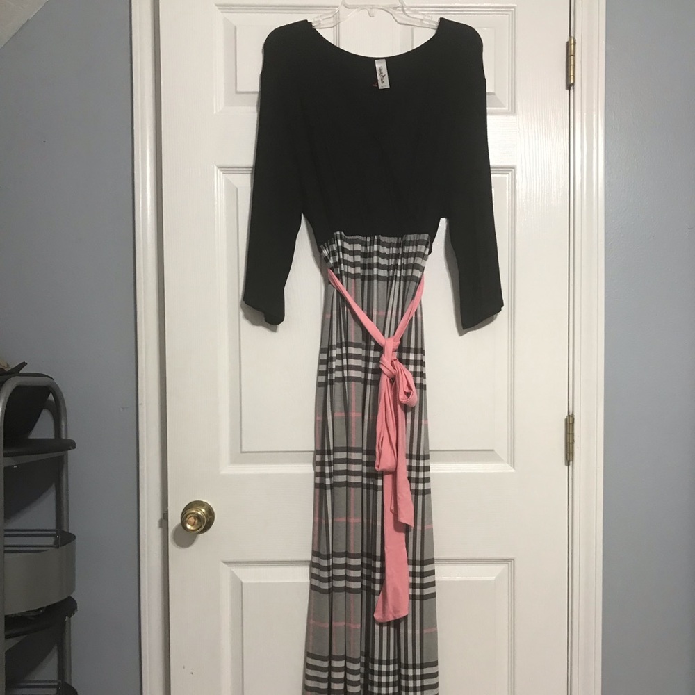 Perfectly Priscilla Boutique Maxi Dress